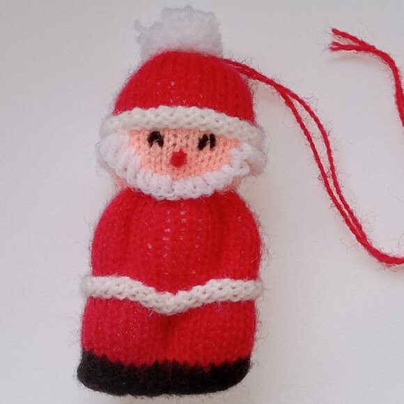 ๐ฏ 10 for $12 / Vintage Crocheted Santa Claus Christmas Tree Ornament - Picture 3 of 6
